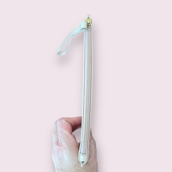 Kate Spade Spencer Wristlet in tutu pink - Picture 4 of 12